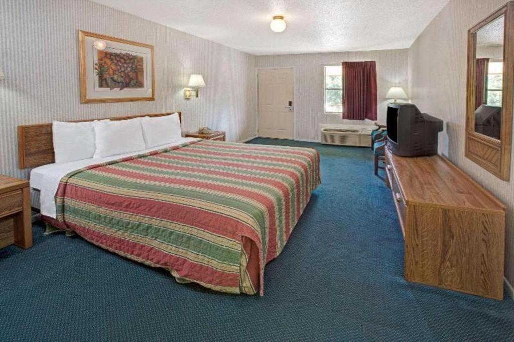 Knights Inn South Houston Tx ภายนอก รูปภาพ