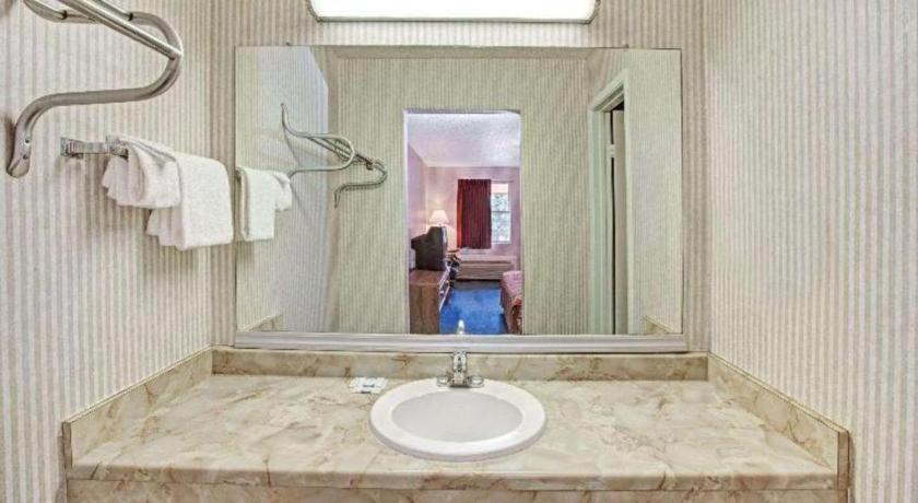 Knights Inn South Houston Tx ภายนอก รูปภาพ